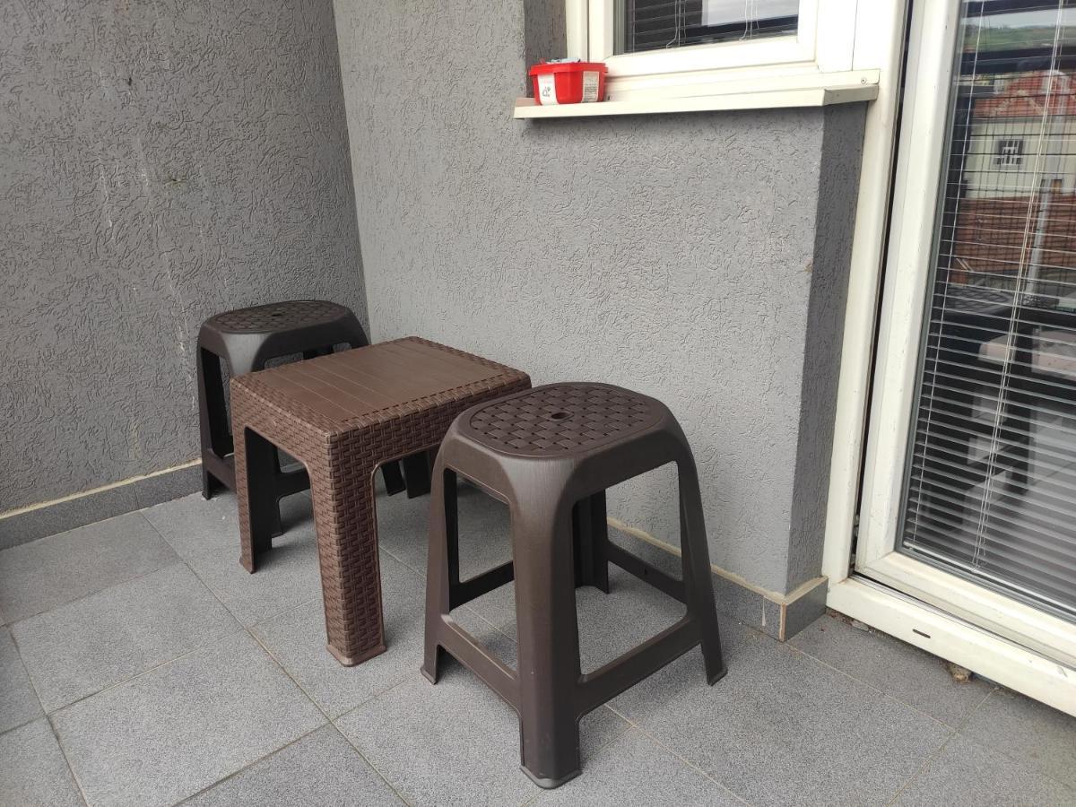 Modern Cozy Apartment Ni Exterior foto